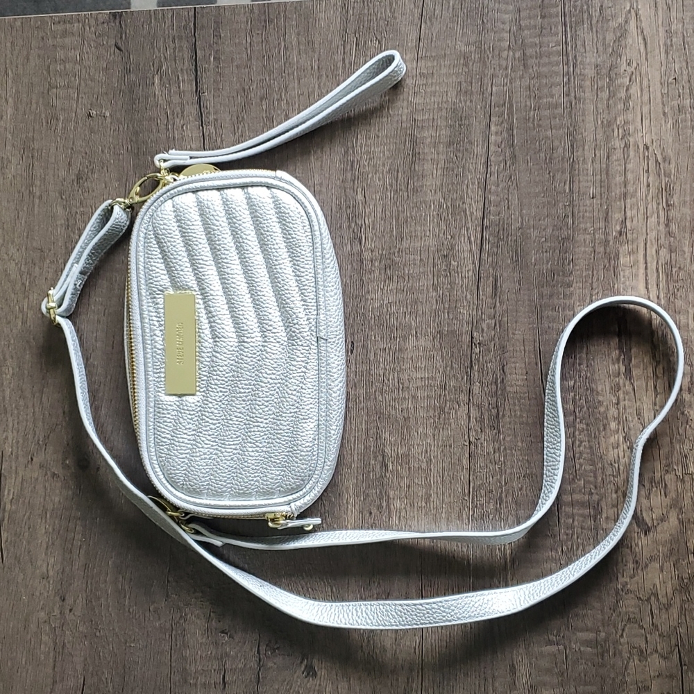 Steve Madden Metallic Silver Small bag Wristlet Crossbody. New with out tags